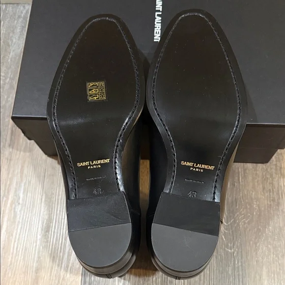 Saint Laurent Black Leather Chelsea Boots 43 - Picture 4 of 4